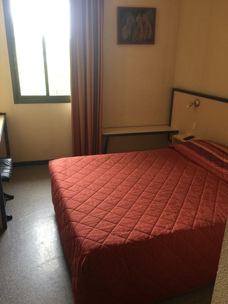 Hotel Entre 2 Mers Proche Bordeaux Carbon-Blanc Εξωτερικό φωτογραφία